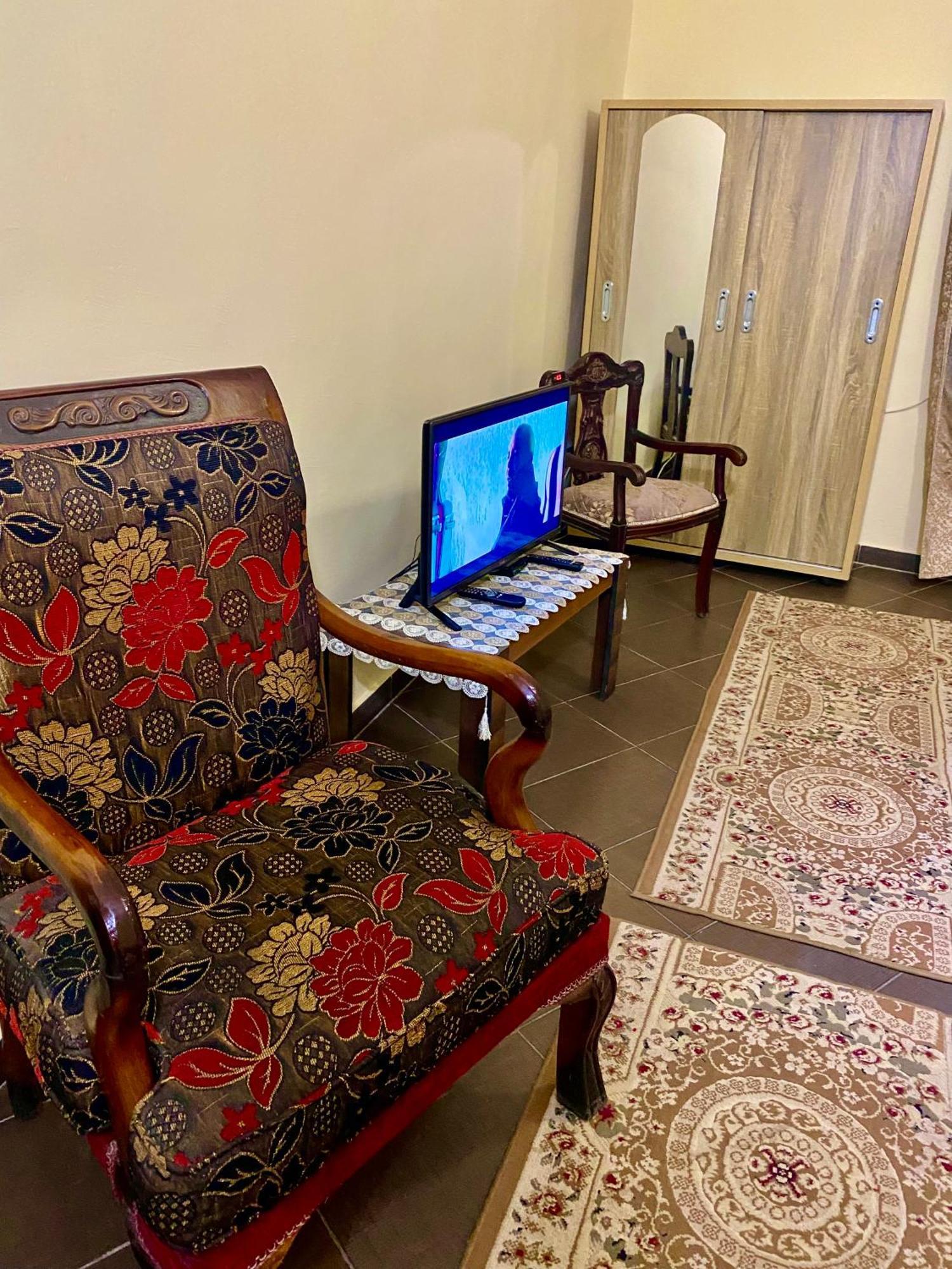 Momen Pyramids Inn Kafrat al Jabal Luaran gambar