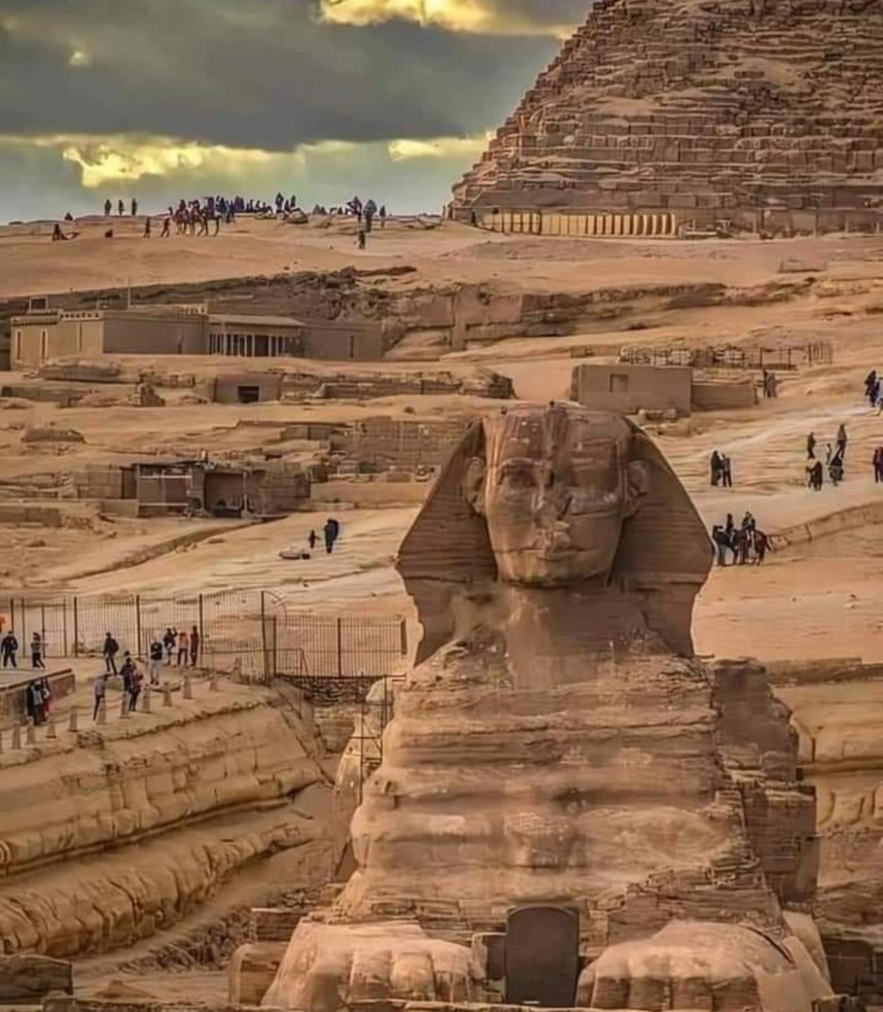 Momen Pyramids Inn Kafrat al Jabal Luaran gambar